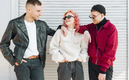 Top 10 Stylish Outfits for All Seasons You’ll Love