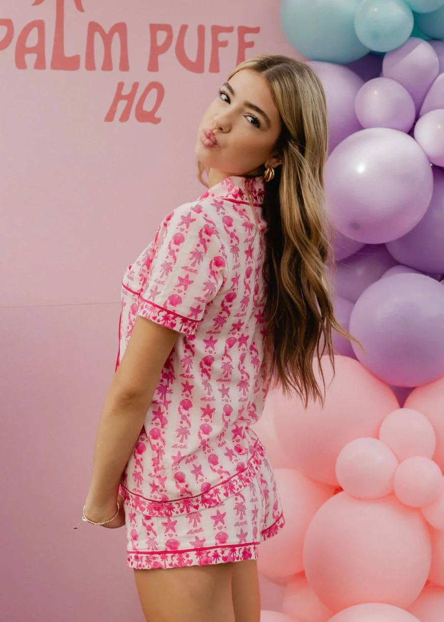 The Allure of Pink Palm Puff: A Statement in Comfort and Style