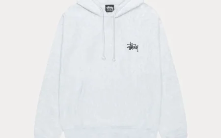 How Stussy Became a Billion-Dollar Streetwear Influence Without Trying