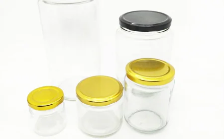 The Lifecycle of a Lunch: A Carbon-Footprint Analysis of Food Jars vs. Single-Use