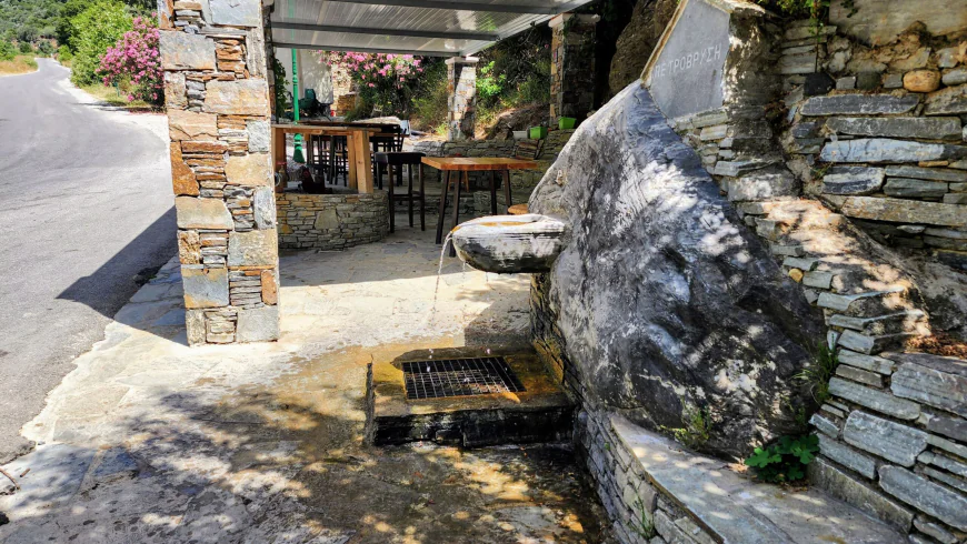 Why a Dream Villa on Oia Island, Greece Is the Ultimate Mediterranean Investment