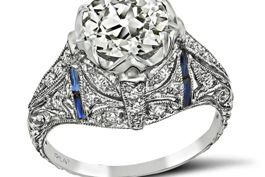 Art Deco Engagement Rings vs Vintage Styles: What Makes Them Unique