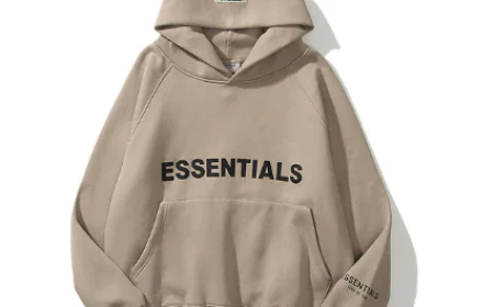 Essentials Hoodie Canada: Streetwear Made for Every Occasion