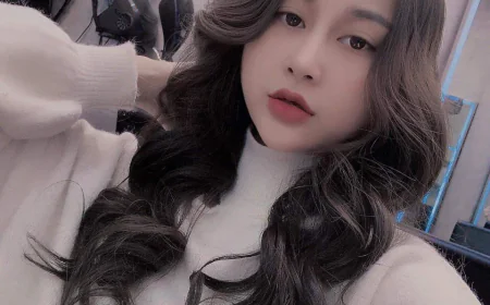 Russian Call Girls Palm Jumeirah +971501780622 Hot Blonde Girls