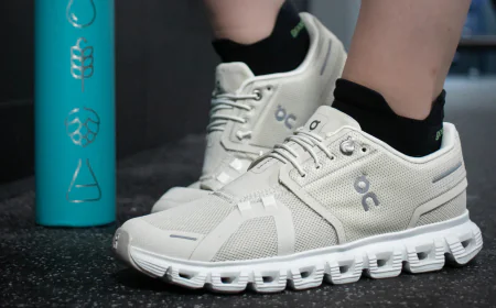 On Cloud Shoes for Everyday Comfort and Active Wear