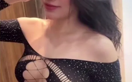 Call Girls Business Bay Dubai +971501780622 Lovely Indian Models